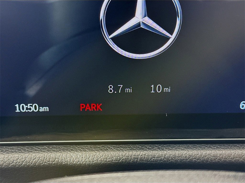 Used 2025 Mercedes-Benz GLA 250 4MATIC image 13