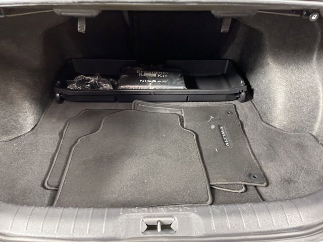 Used 2024 Nissan Altima 2.5 SV image 46