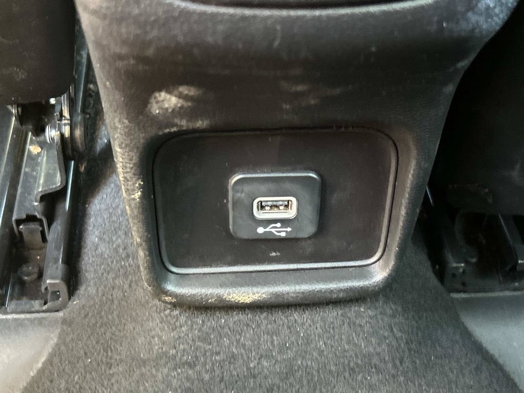 Used 2021 Jeep Compass Latitude FWD image 20