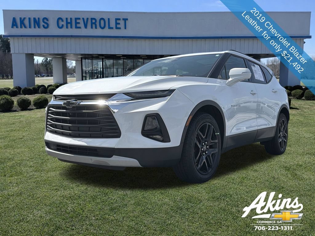 Certified 2019 Chevrolet Blazer LT w/ Sun and Wheels Package FWD image 10