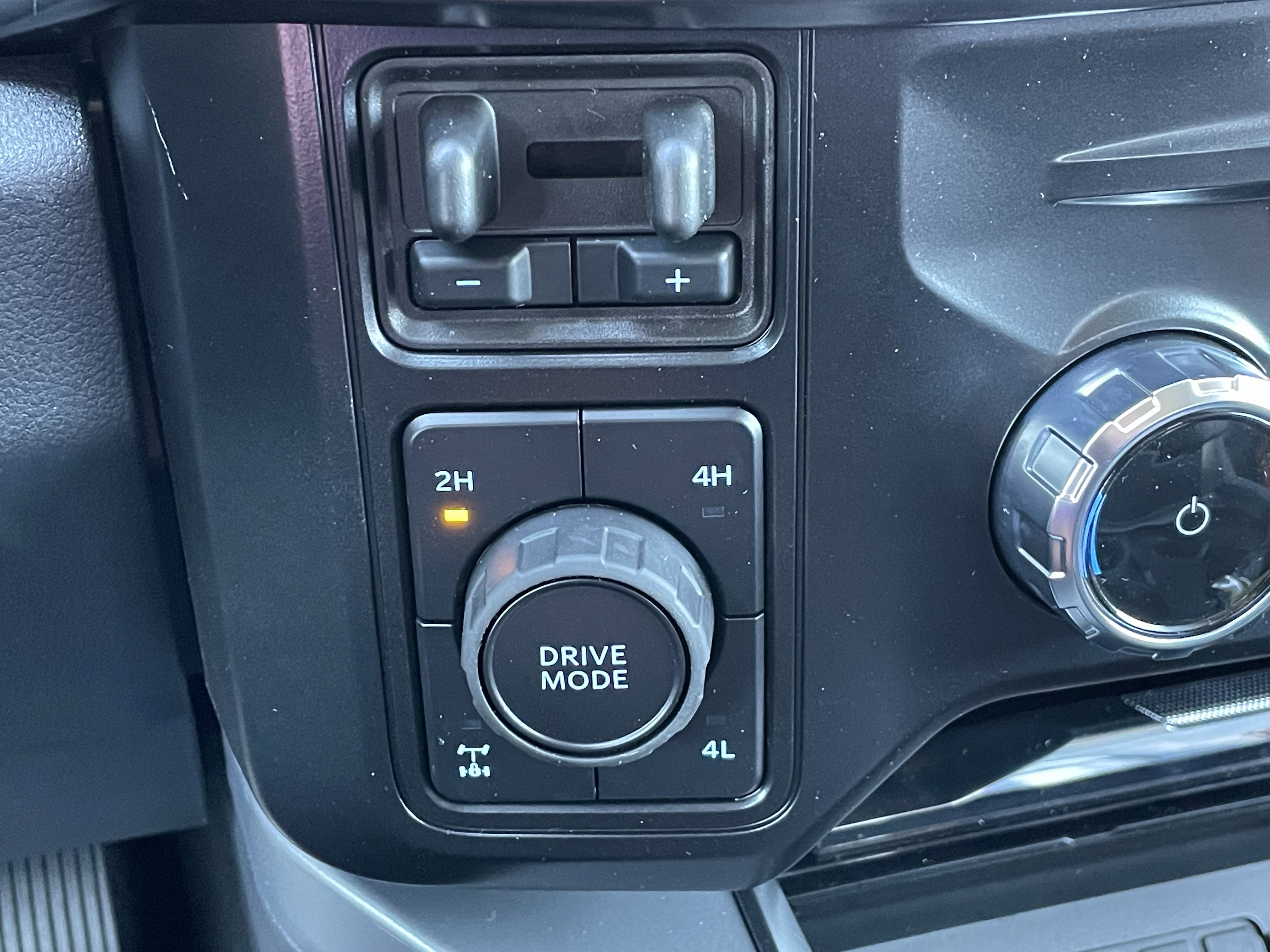 New 2026 Ford F350 Lariat w/ Lariat Ultimate Package image 26