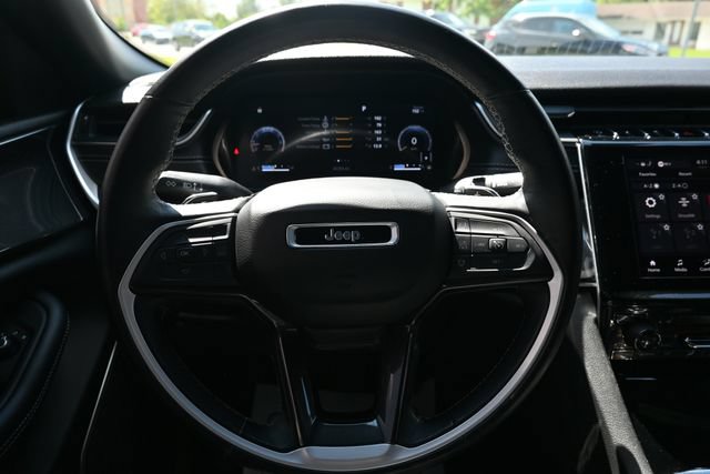 Used 2022 Jeep Grand Cherokee L Laredo AWD/4WD image 46