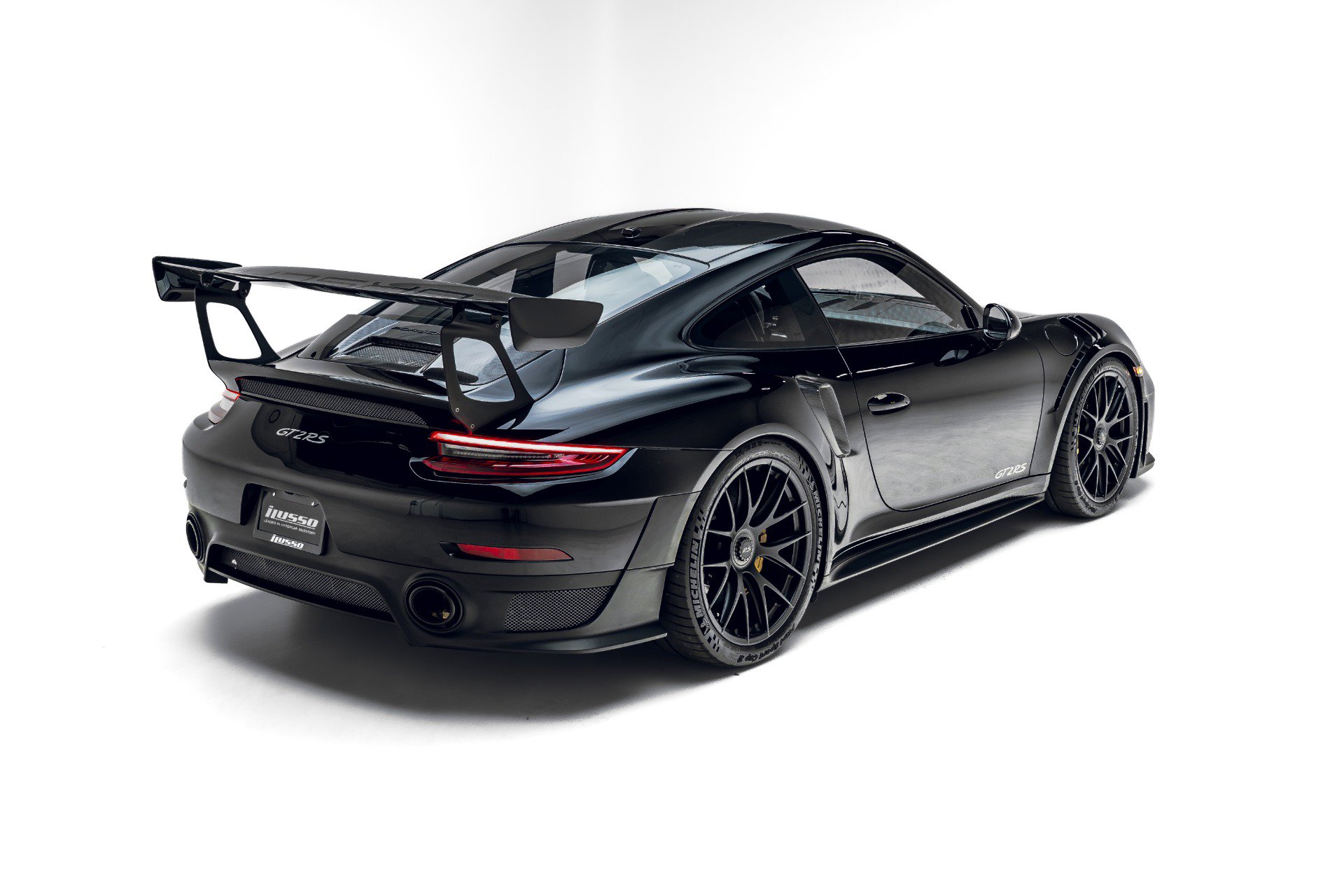 Used 2018 Porsche 911 GT2 RS RWD image 8