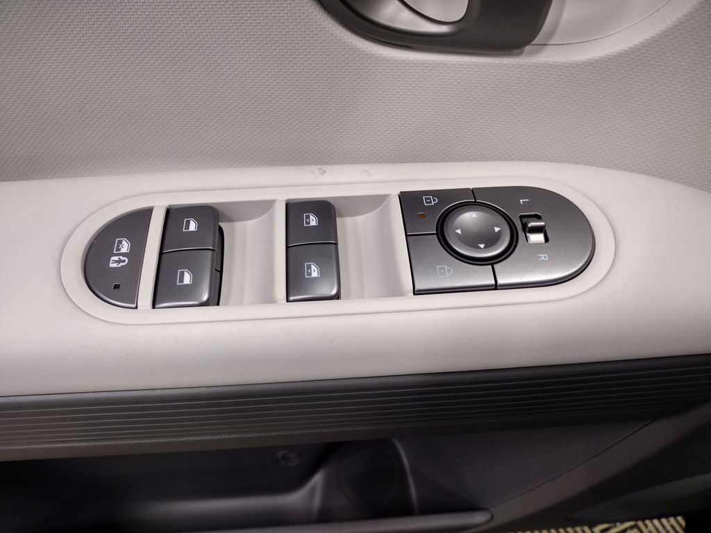 New 2026 Hyundai Ioniq 5 SEL image 19