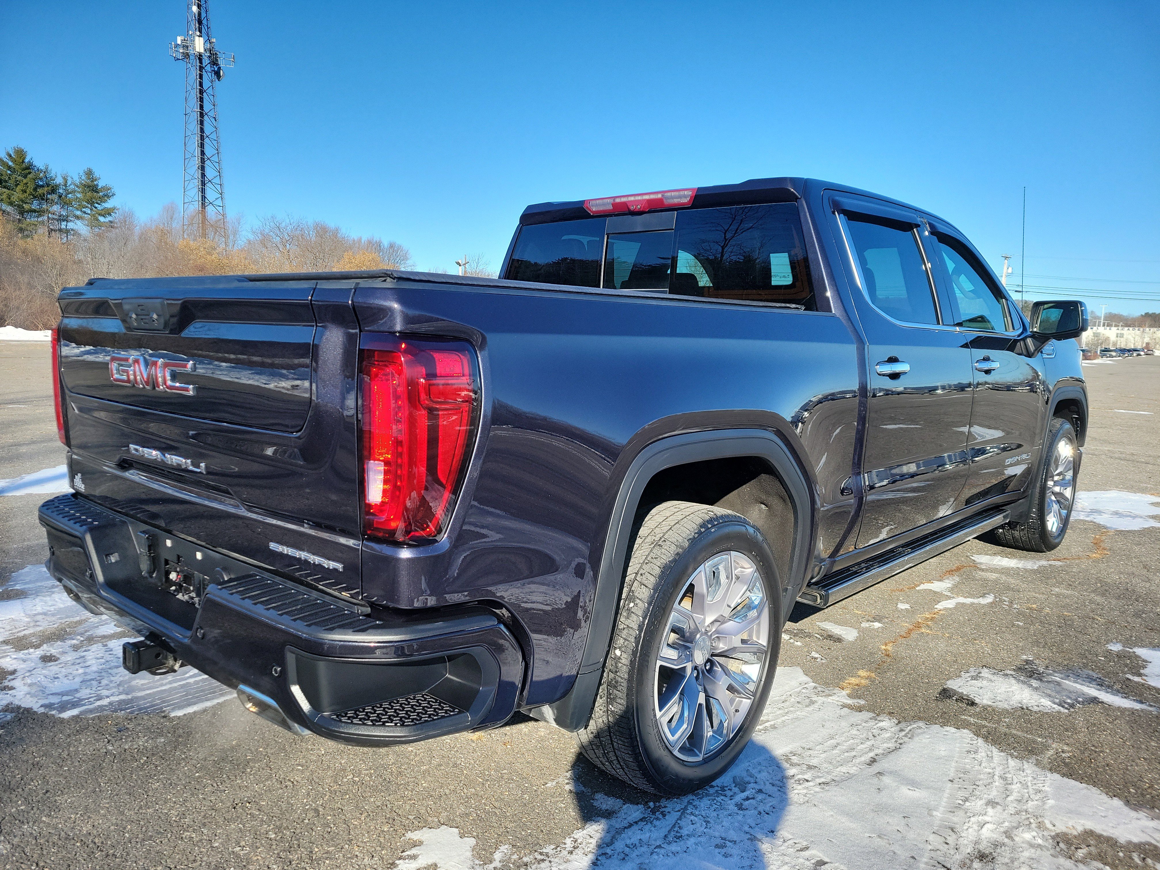 Certified 2022 GMC Sierra 1500 Denali w/ Denali Reserve Package image 5