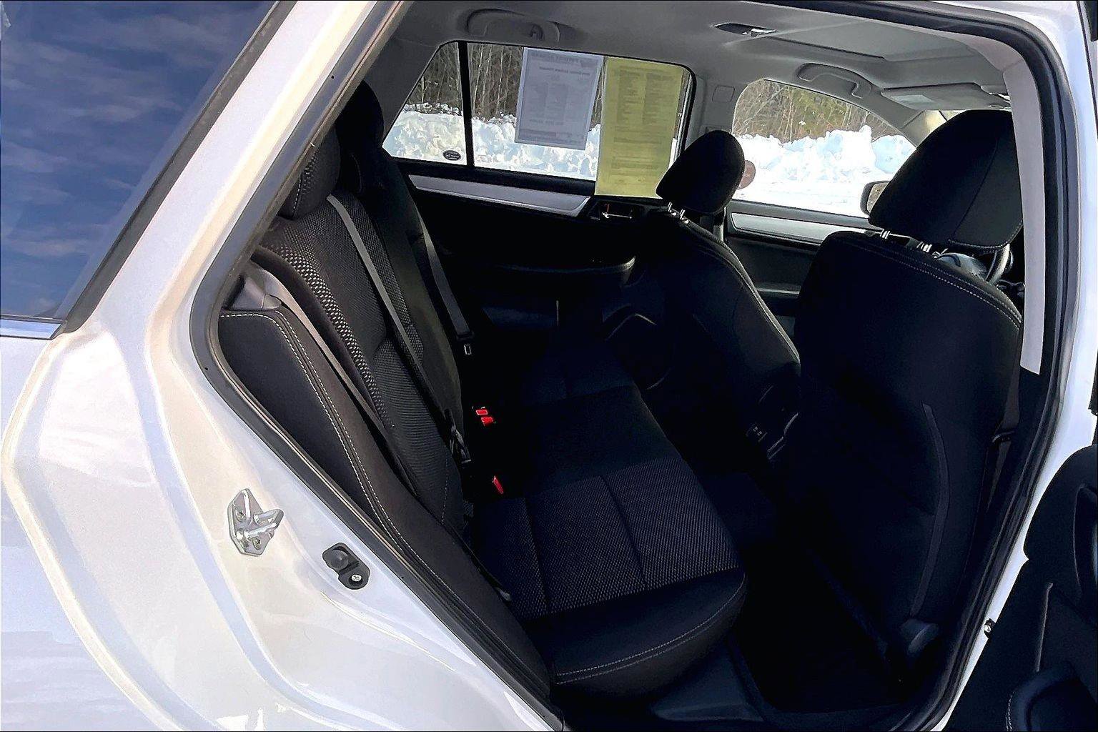 Used 2019 Subaru Outback 2.5i Premium image 22