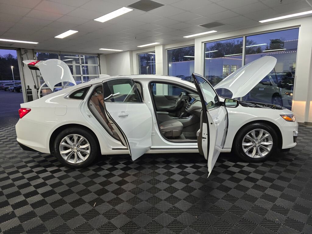 Used 2024 Chevrolet Malibu LT image 19