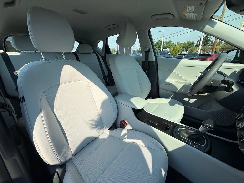 Used 2026 Hyundai Kona SE AWD/4WD image 19