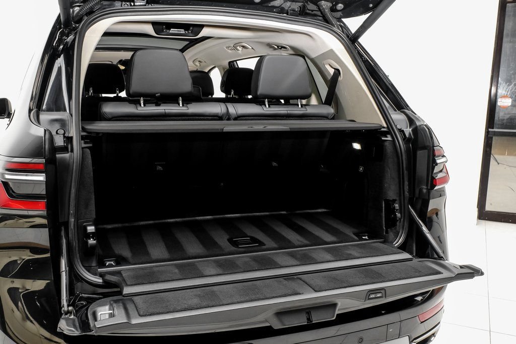 Used 2024 BMW X7 xDrive40i AWD/4WD image 46
