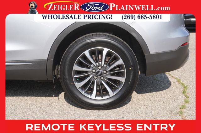 Used 2023 Lincoln Nautilus Reserve w/ Cargo Utility Package image 9