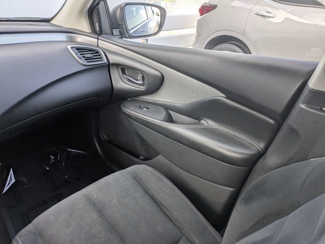 Used 2021 Nissan Murano SV AWD/4WD image 17