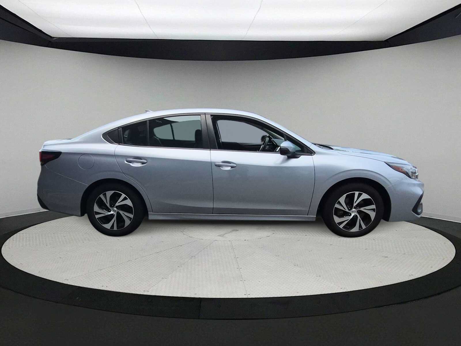 Used 2024 Subaru Legacy Premium AWD/4WD image 9