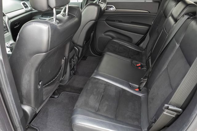 Used 2015 Jeep Grand Cherokee Altitude image 17