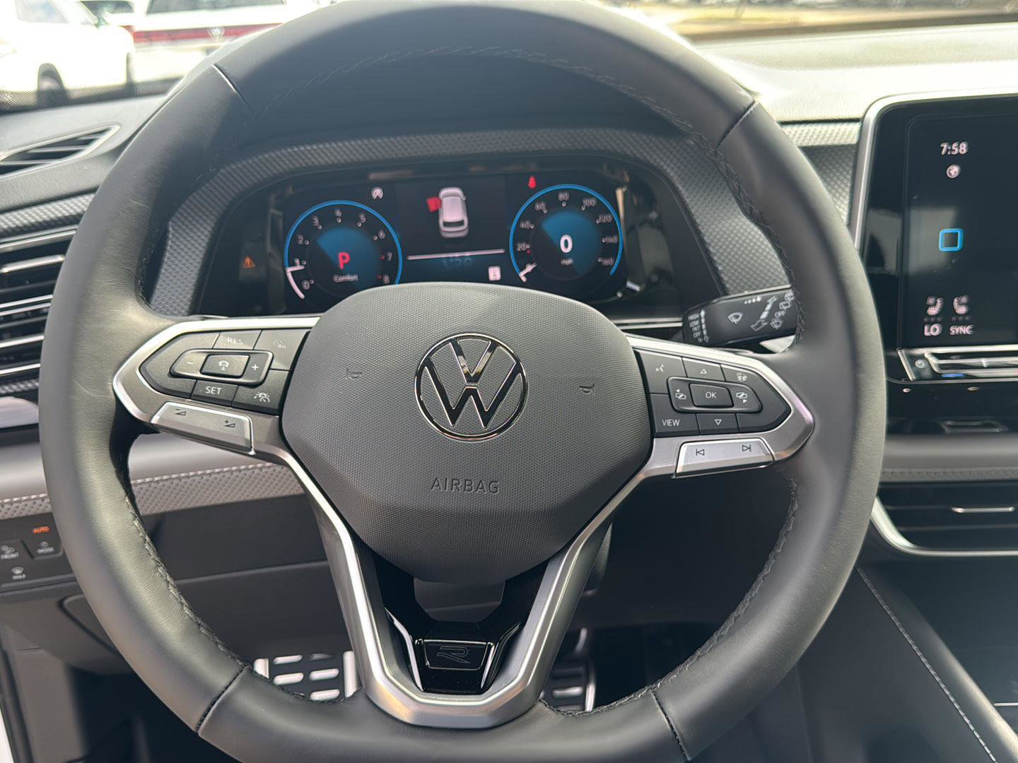 New 2026 Volkswagen Atlas Cross Sport SEL R-Line image 11