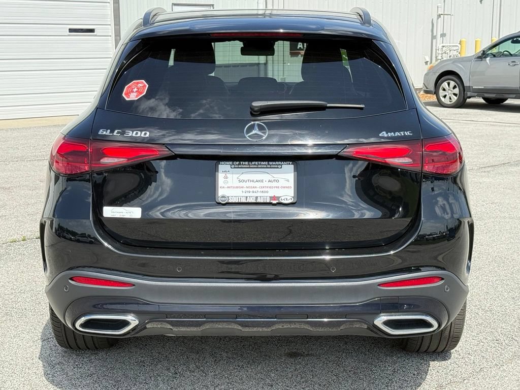Used 2024 Mercedes-Benz GLC 300 4MATIC image 7