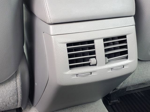Used 2009 Toyota Avalon Limited image 30