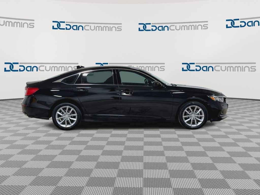 Used 2022 Honda Accord LX image 9