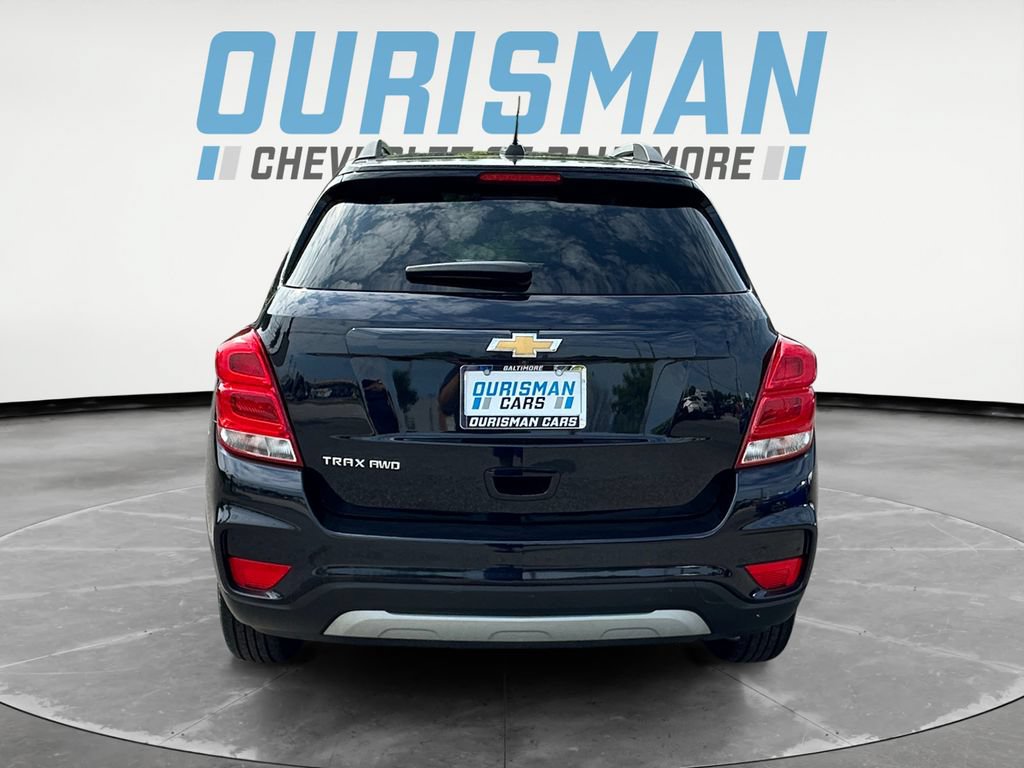 Used 2022 Chevrolet Trax LT w/ LT Convenience Package AWD/4WD image 5
