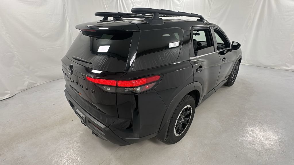 Used 2024 Nissan Pathfinder Rock Creek image 3