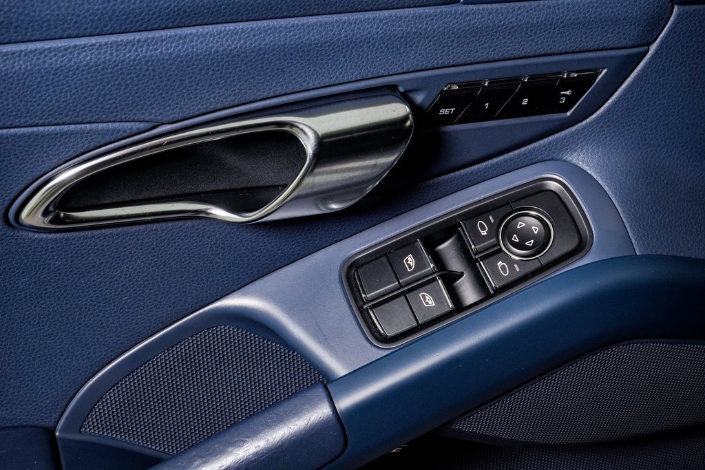 Certified 2014 Porsche Boxster S image 31