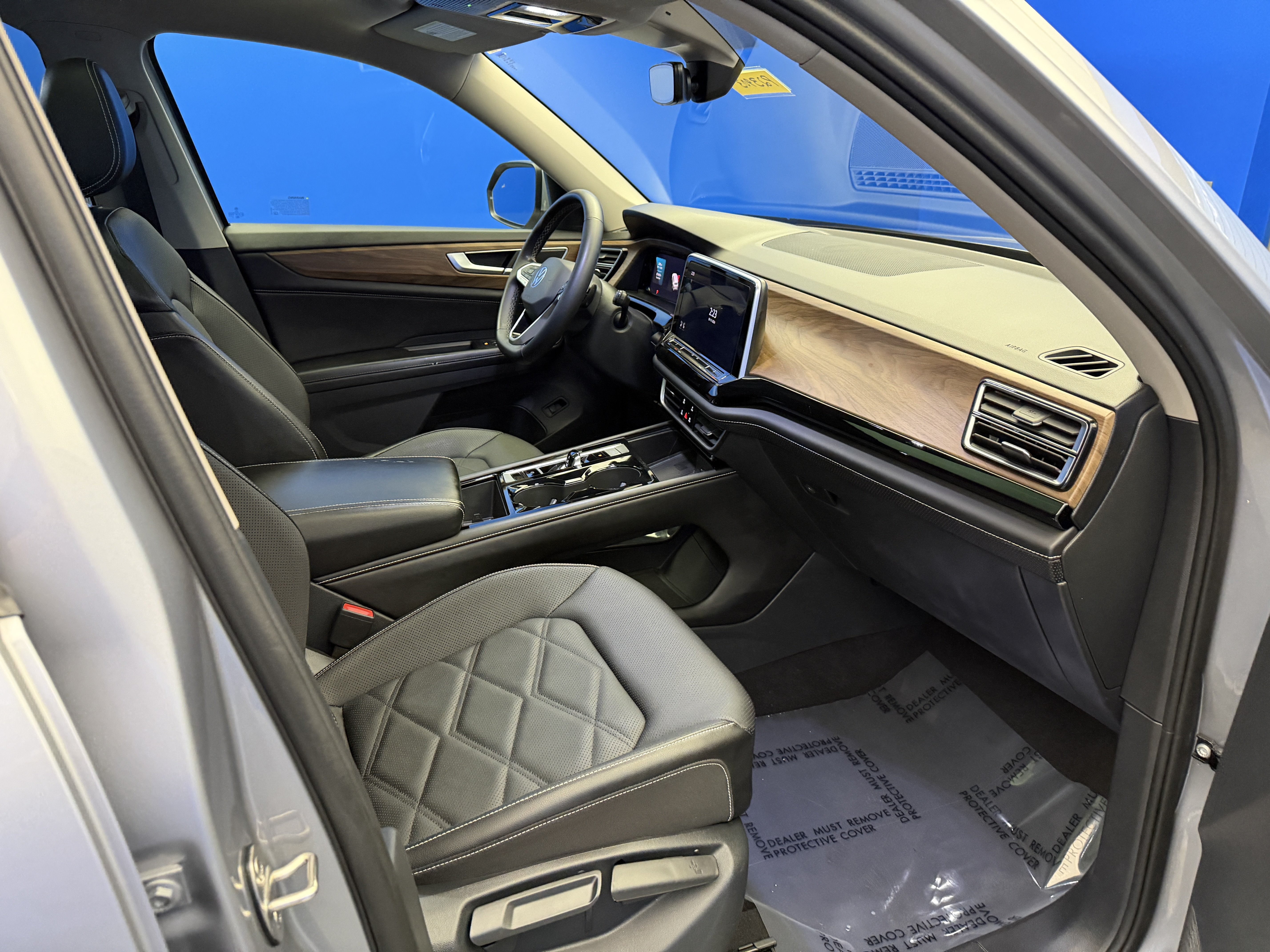 Certified 2024 Volkswagen Atlas SE FWD image 24