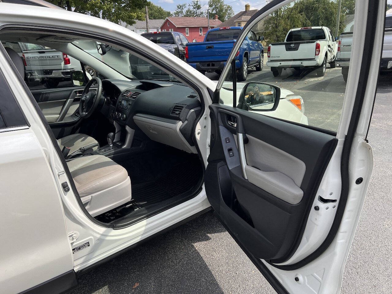 Used 2015 Subaru Forester 2.5i Limited AWD/4WD image 22