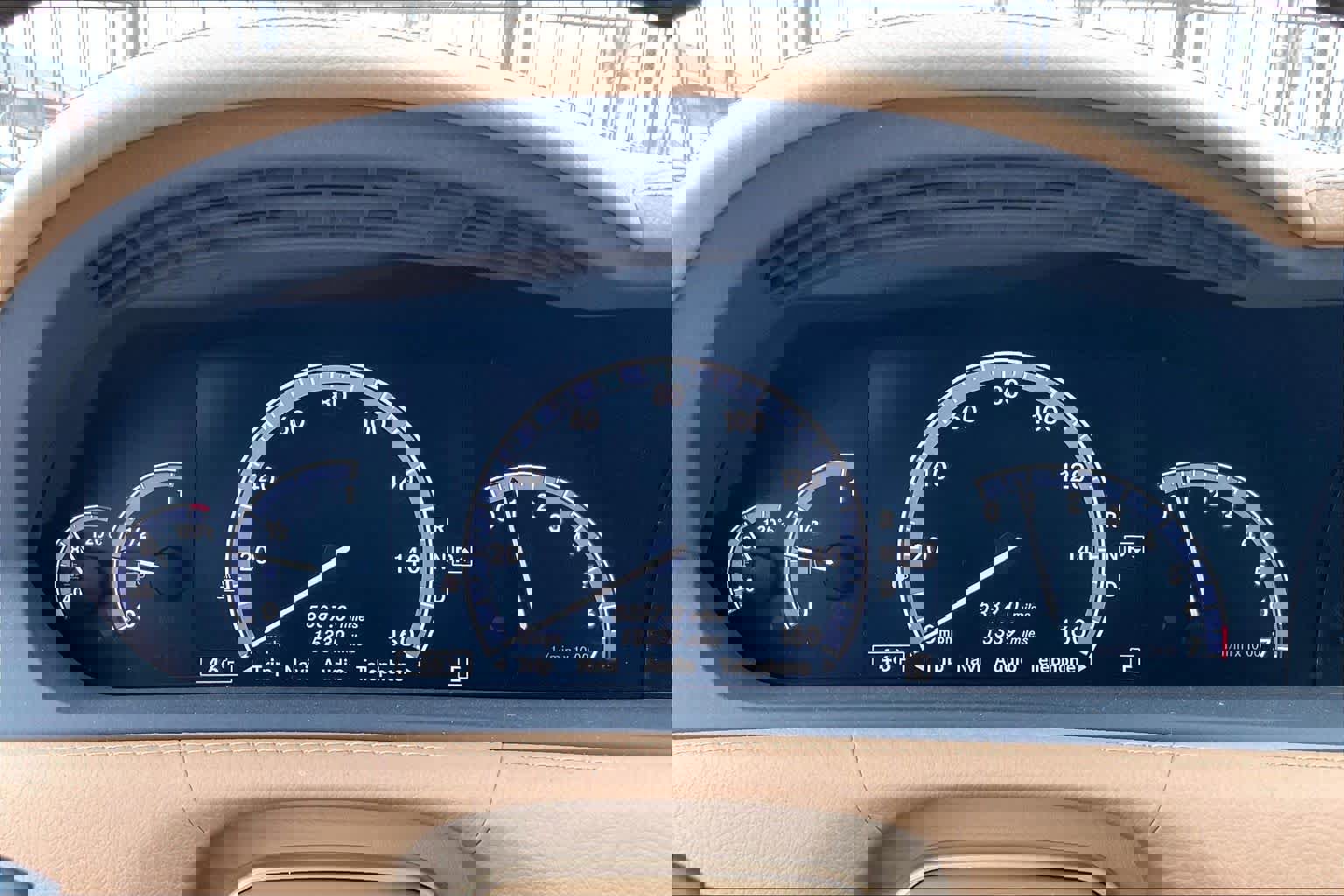 Used 2014 Mercedes-Benz CL 550 4MATIC image 22