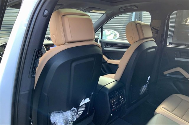New 2026 Porsche Cayenne E-Hybrid image 26