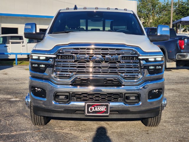 Used 2026 RAM 3500 Laramie AWD/4WD image 2