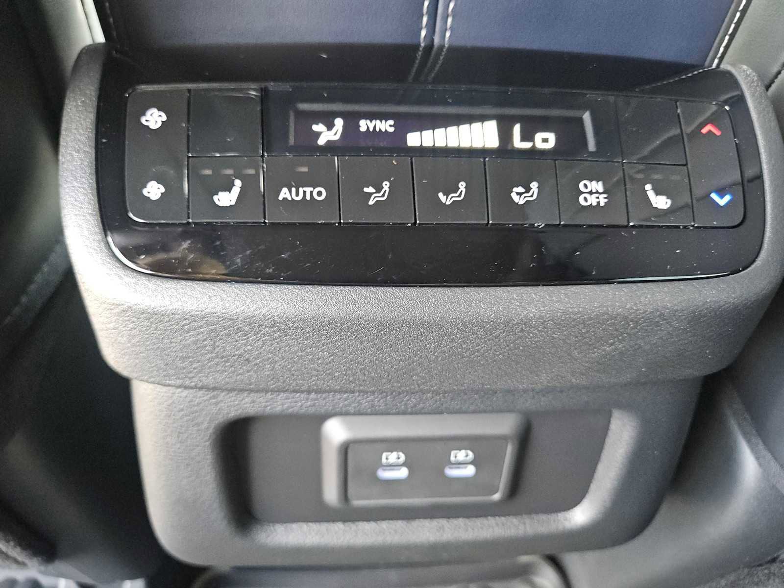 New 2026 INFINITI QX60 Luxe w/ Dark Cargo Package image 25