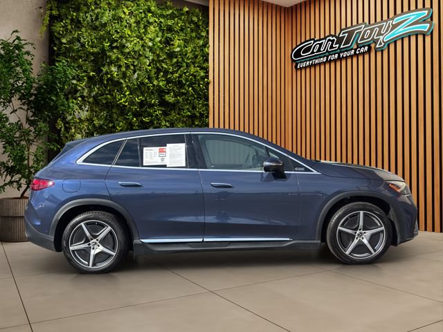 Used 2023 Mercedes-Benz EQE 500 4MATIC SUV w/ Exclusive Trim Package image 7