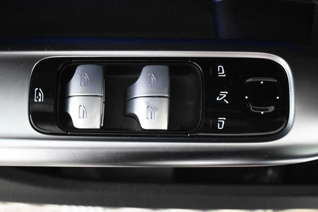Used 2023 Mercedes-Benz C 300 4MATIC Sedan image 27