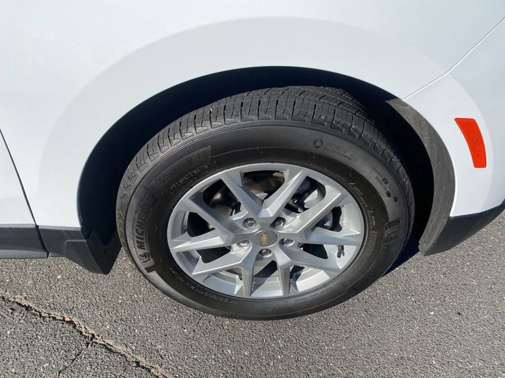 Used 2023 Chevrolet Equinox LT image 11