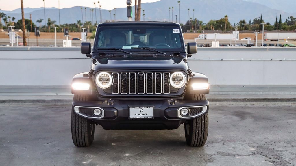 New 2025 Jeep Wrangler Sahara image 3