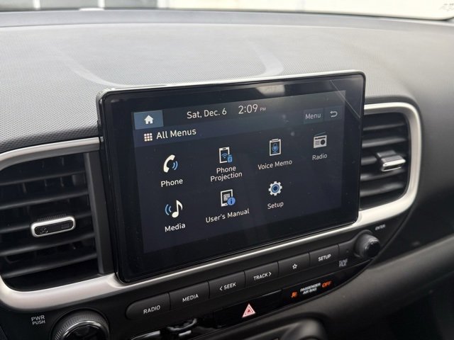 New 2026 Hyundai Venue SEL image 24