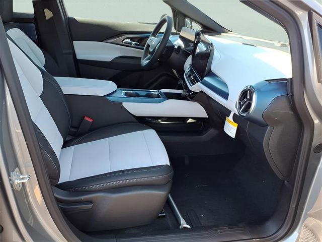 New 2026 Chevrolet Equinox EV LT image 16