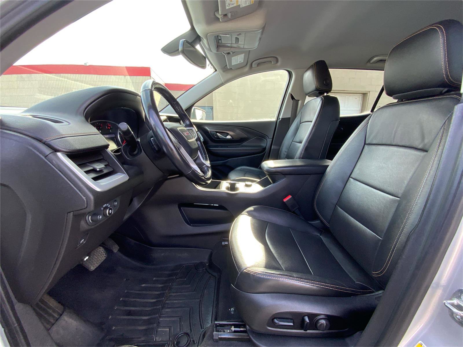 Used 2019 GMC Terrain SLT w/ Preferred Package image 10