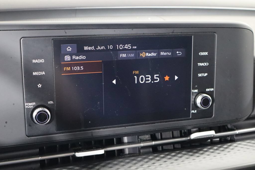Used 2023 Kia Carnival LX FWD image 30