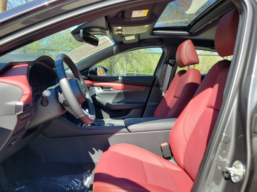 New 2026 MAZDA MAZDA3 Hatchback w/Premium Plus Pkg AWD/4WD image 3