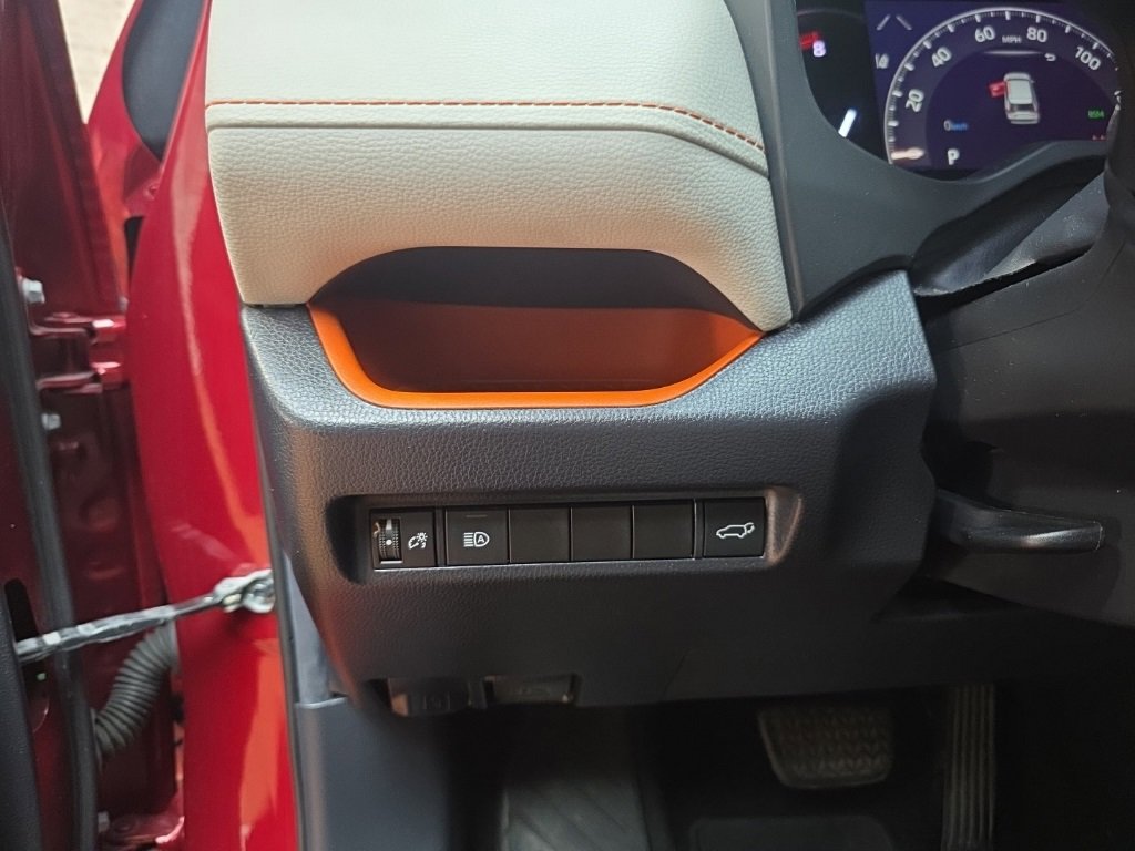 Used 2019 Toyota RAV4 Adventure image 26