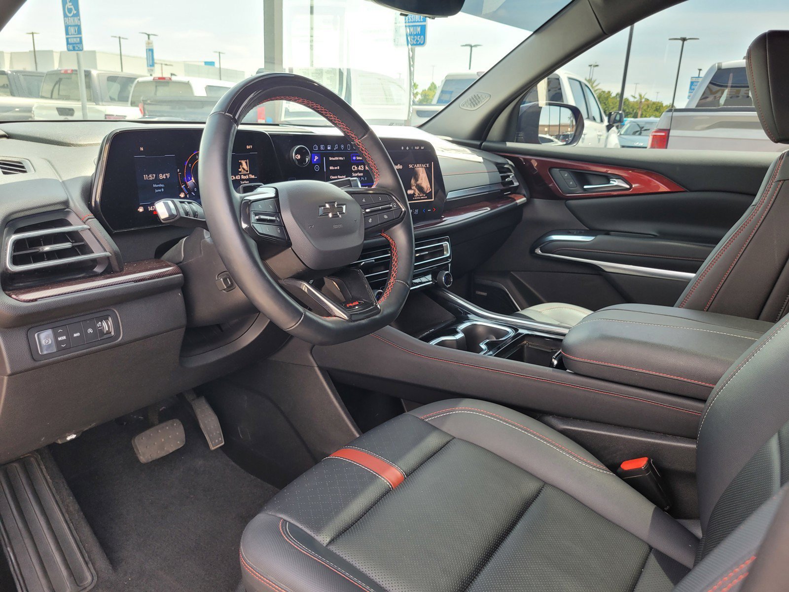 Used 2024 Chevrolet Traverse RS w/ LPO, Floor Liner Package AWD/4WD image 10