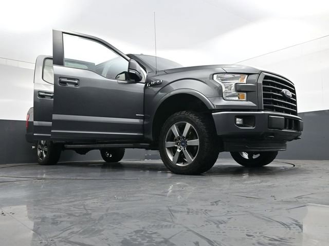 Used 2017 Ford F150 XLT w/ Equipment Group 302A Luxury image 39