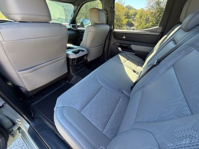 Used 2025 Toyota Tundra Limited AWD/4WD image 6