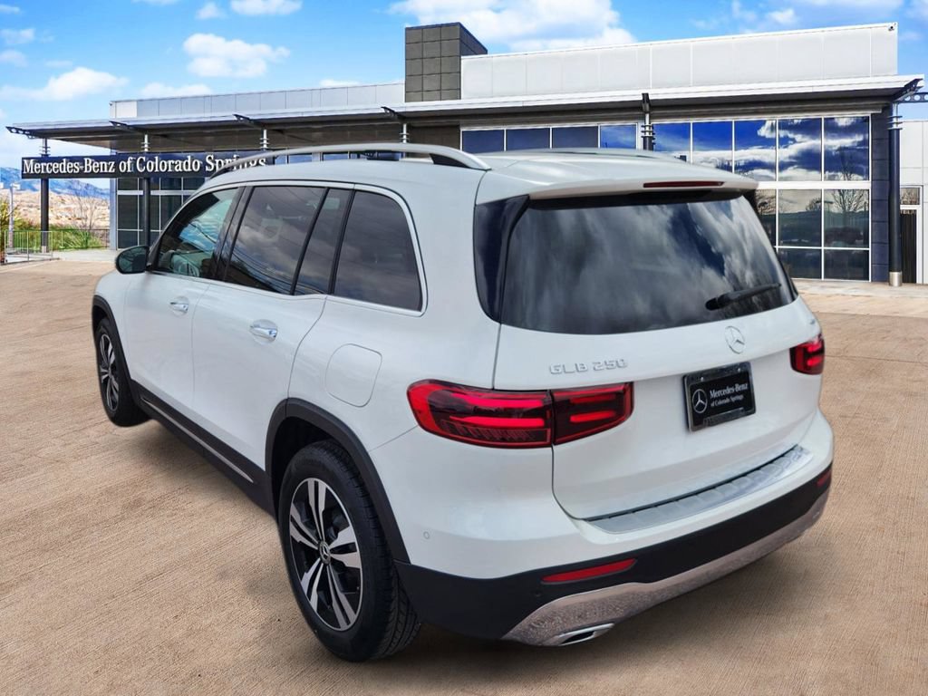 New 2026 Mercedes-Benz GLB 250 4MATIC image 5