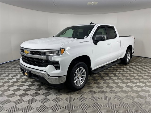 New 2025 Chevrolet Silverado 1500 LT