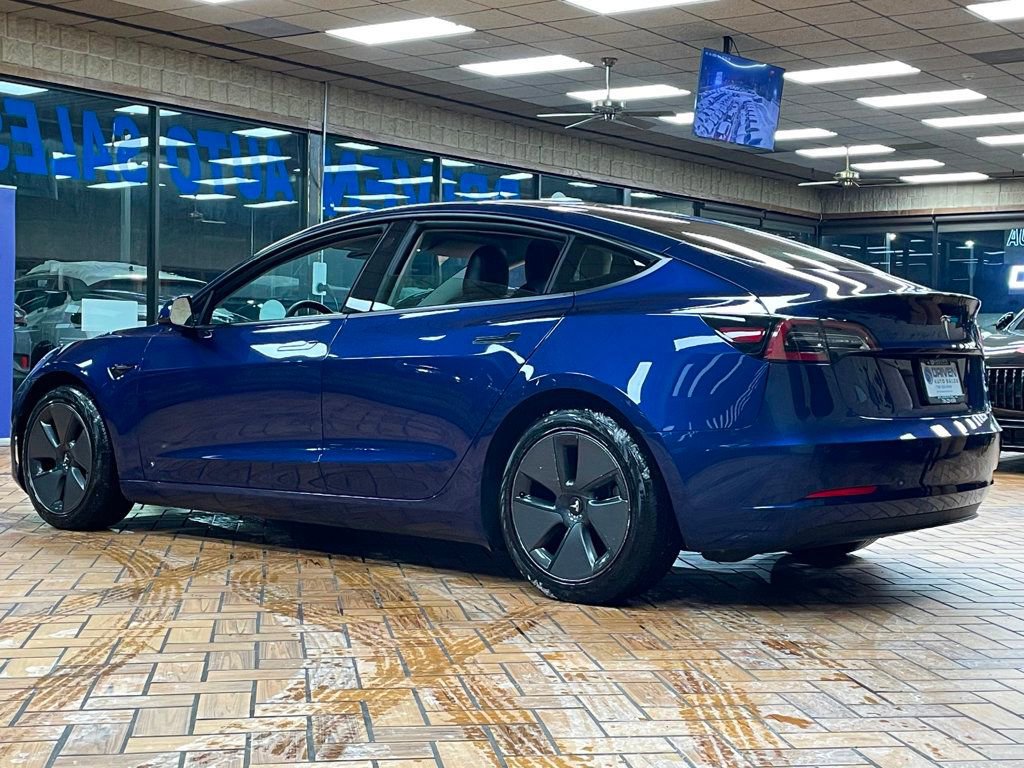 Used 2022 Tesla Model 3 image 6