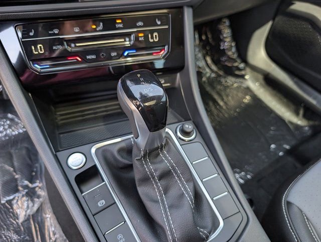 New 2025 Volkswagen Jetta SE image 12
