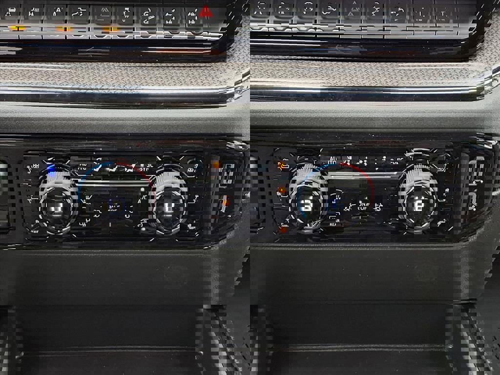 New 2026 Chevrolet Silverado 1500 ZR2 image 18