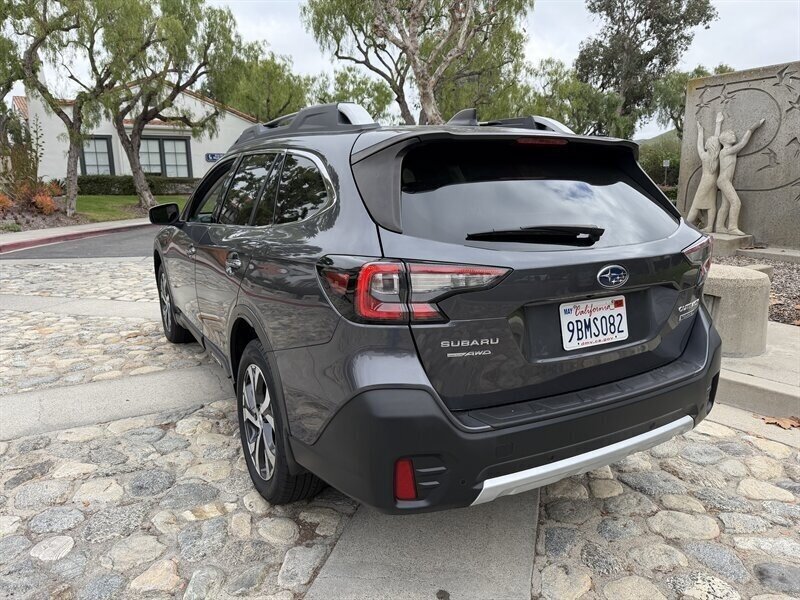 Used 2022 Subaru Outback Touring w/ Popular Package #2 AWD/4WD image 4