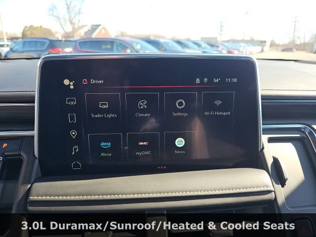 Used 2023 GMC Yukon XL SLT w/ SLT Premium Package image 23